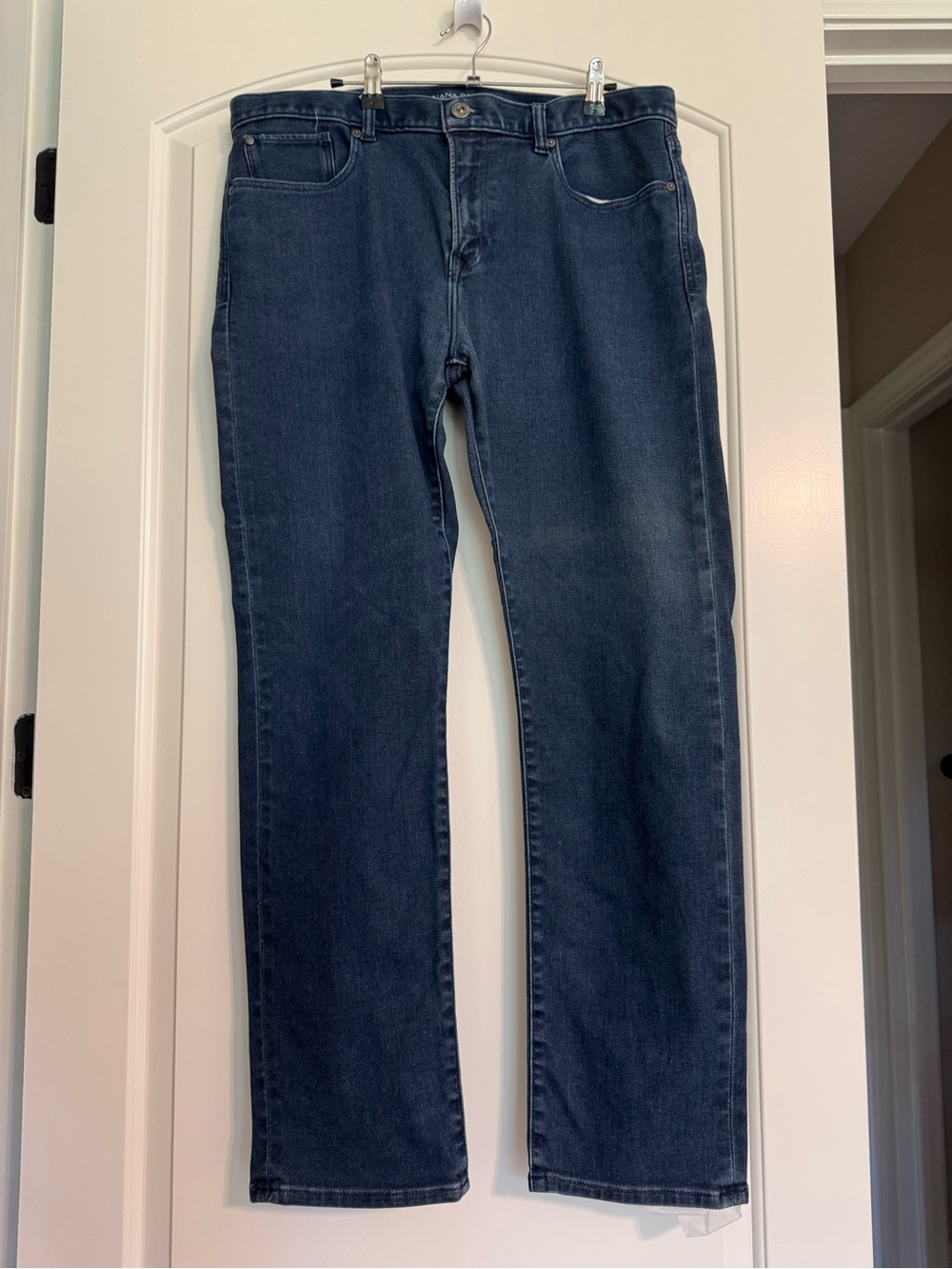 Banana Republic Men's Traveler Slim Straight Jeans